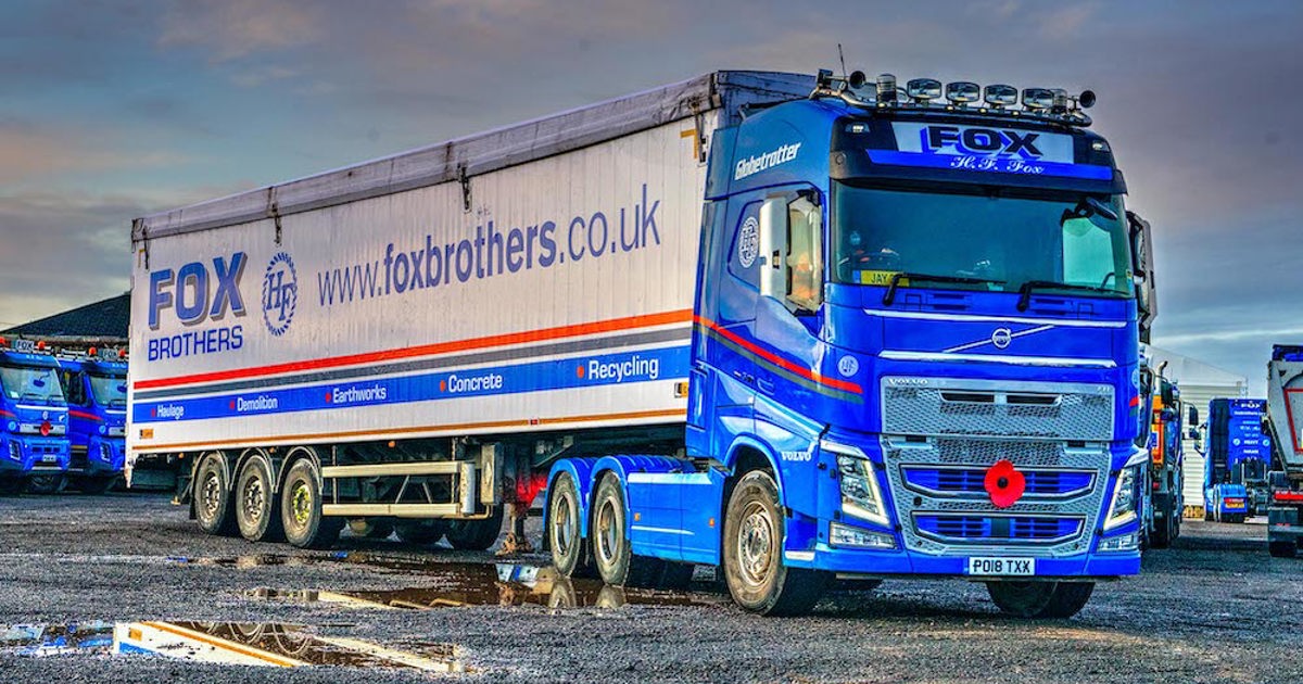 Fox Brothers expand with new walking floor trailers