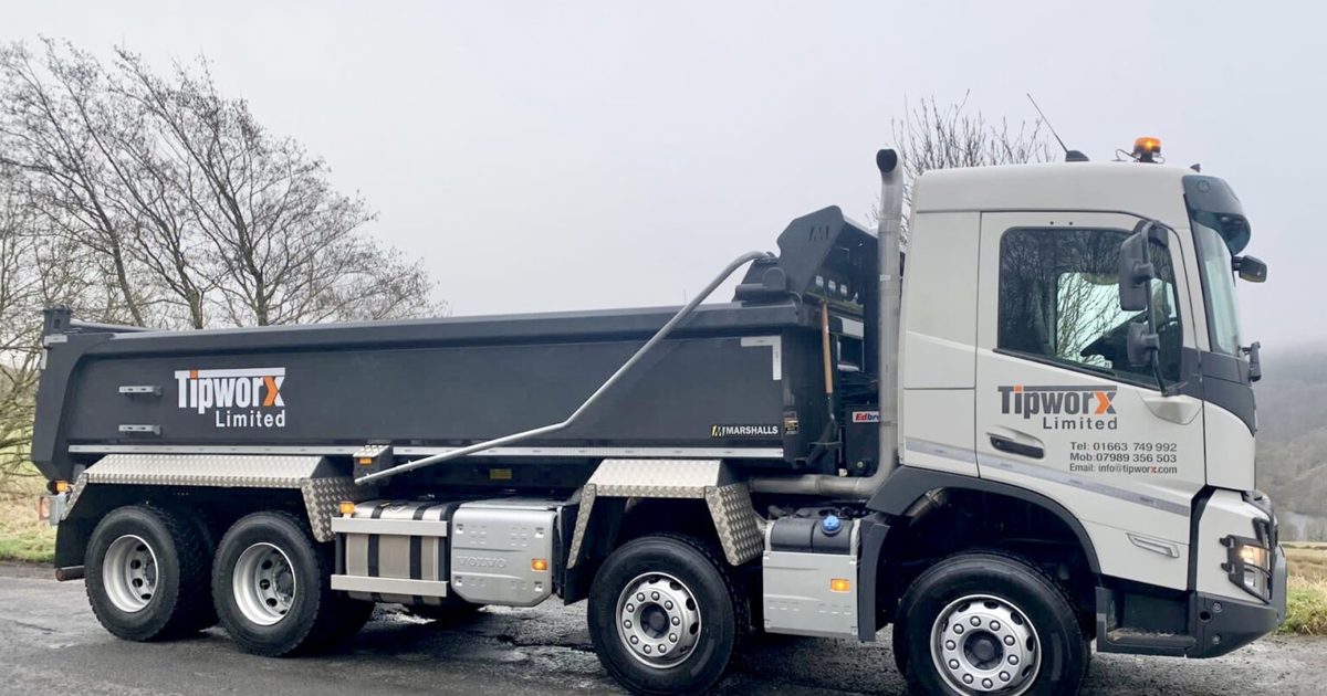 New tipper truck